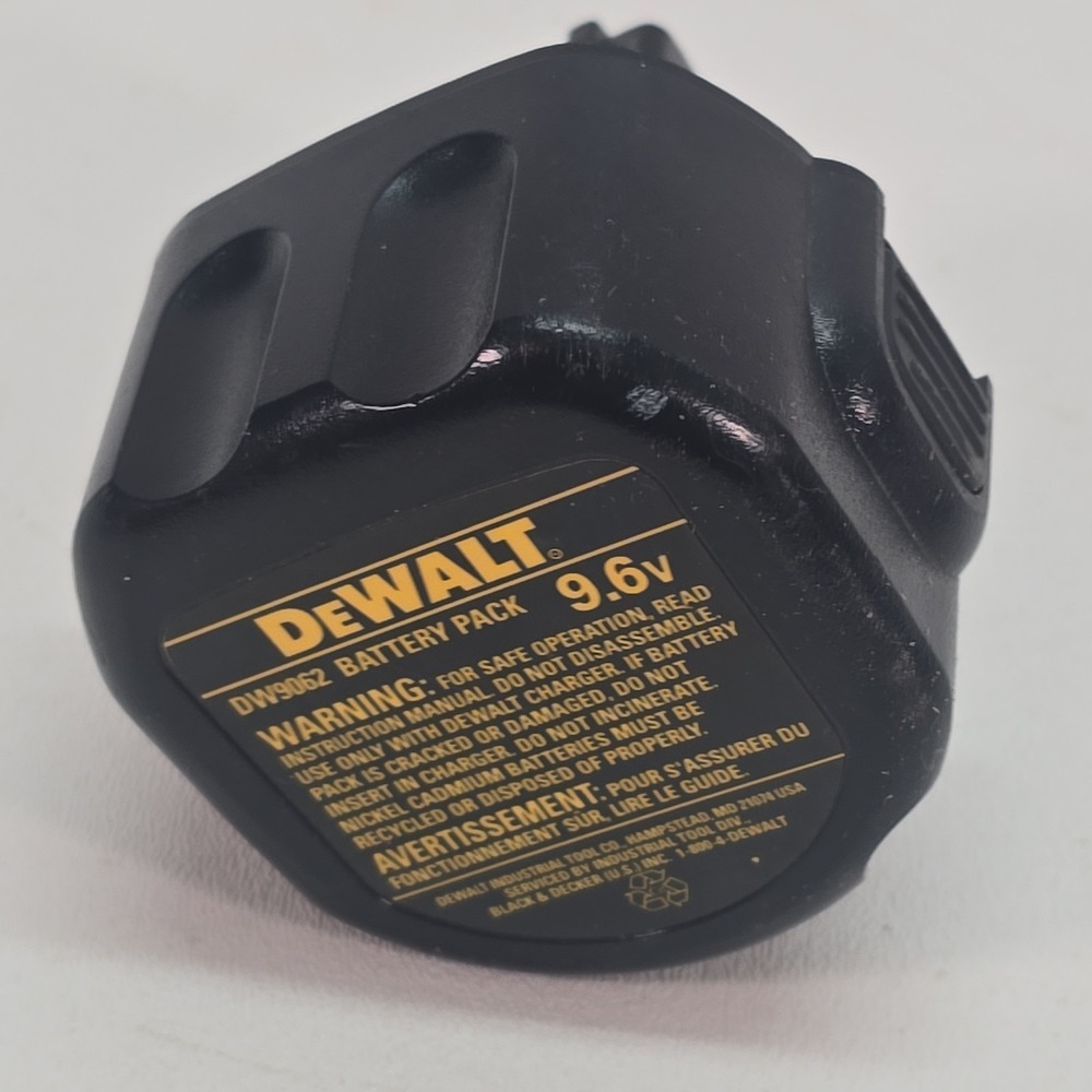 DeWALT DW9062 Battery Pack 9.6V Tested‎ And Working